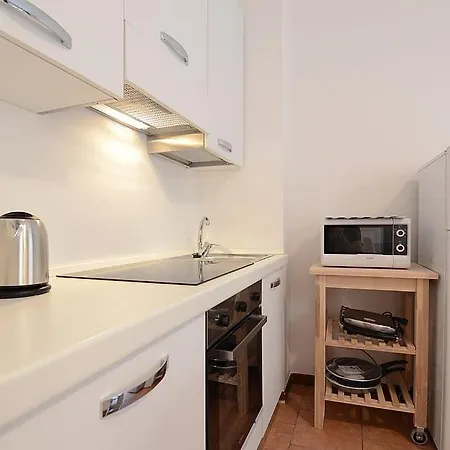 Bellagio Villa Sleeps 6 With Air Con And Wifi
